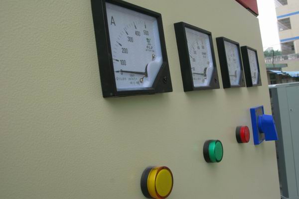 仲巴配电柜-3683讲讲配电柜注意事项