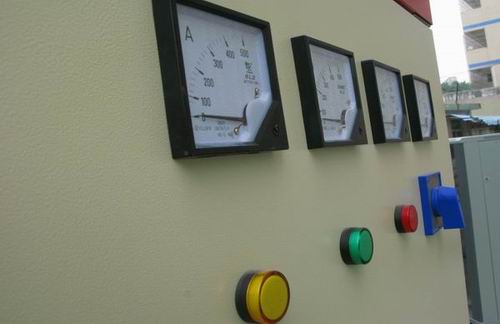 仲巴配电盘 仲巴配电盘